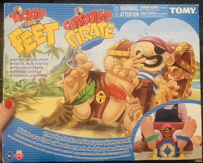 Игра Рассмеши пирата Tomy новая