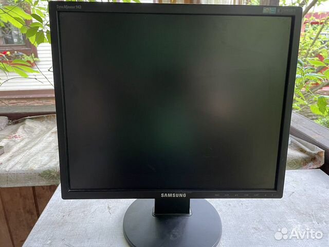 Монитор Samsung