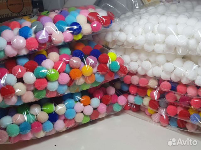 Помпоны 20мм