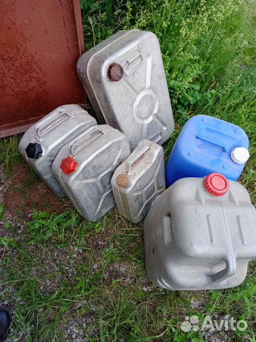 Канистры пластиковые