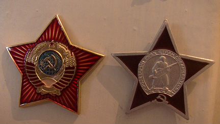 Значки гербы СССР