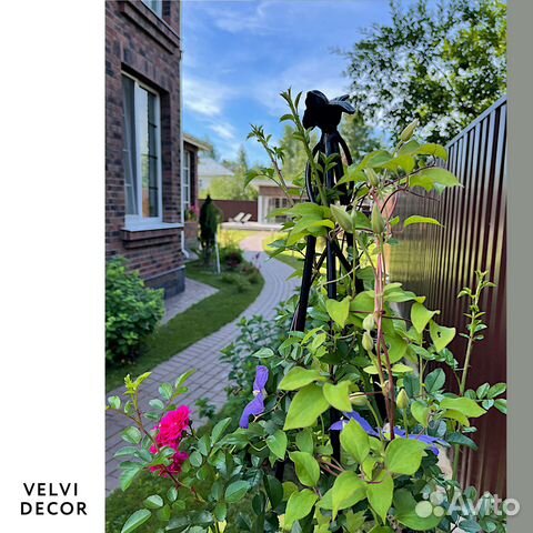 Опора-обелиск для роз и клематисов