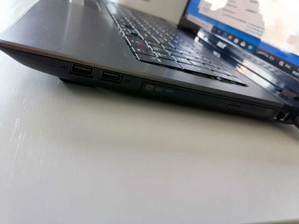 Ноутбук Acer aspire 7560G