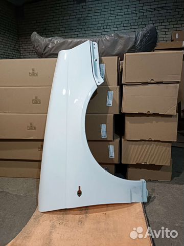 Крыло приора правое белый (белое облако)