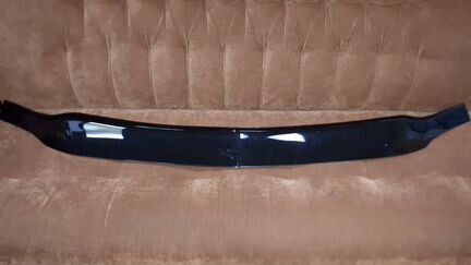 Спойлер мухобойка капота Рено Логан Лада Ларгус