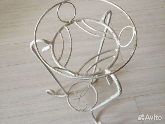 Подставка для цветов напольная металлическая