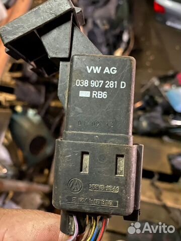 Реле свечей накала WAG 038907281D