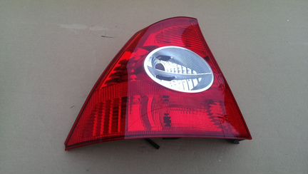 Новый задний фонарь Форд Фокус Оригинал дефект