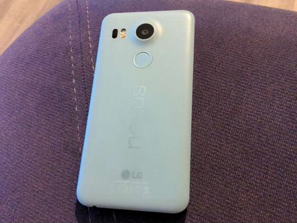 Телефон LG Nexus 5x 16гб