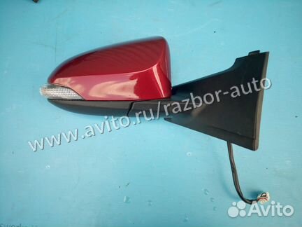Зеркало правое Toyota Yaris 2011-2014