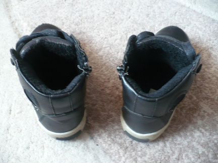 Демисезонные ботинки для мальчика 28р