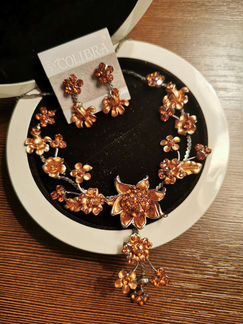 Ожерелье и серьги