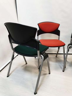 Офисные стулья Италия