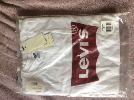 Мужская футболка levis