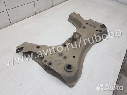 Подрамник передний Nissan Tiida C11 HR16DE 2011