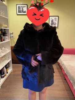 Шуба норковая с капюшоном