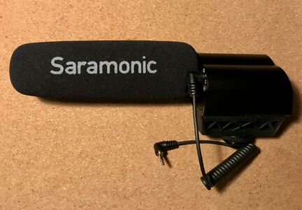 Накамерный микрофон пушка Saramonic Vmic Pro