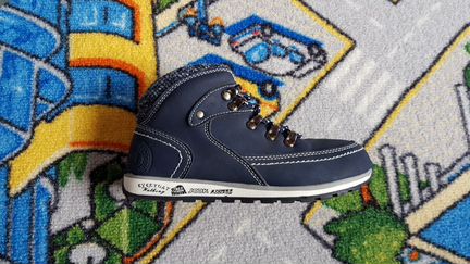 Ботинки детские спорт