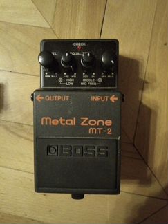 Гитарная педаль boss metal zone MT-2