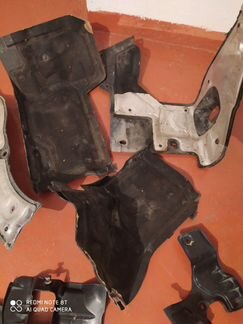 Шумоизоляция моторного отсека на Hyundai Geneses G