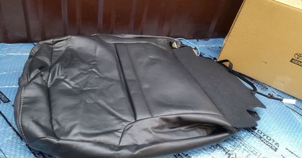 Обивка правого сиденья Toyota Camry 2011-2017