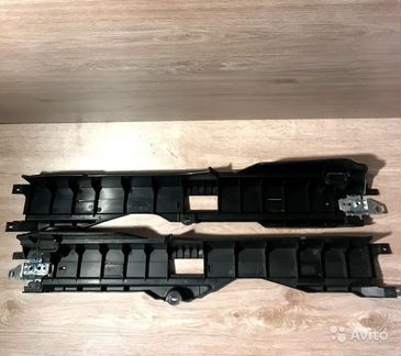 Направляющая шторки Мерседес мл w164