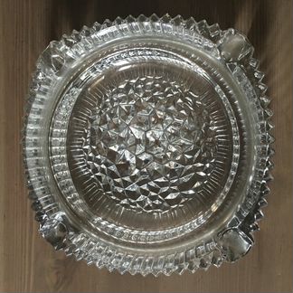 Хрустальная пепельница