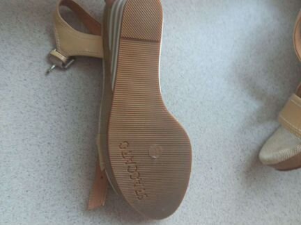 Босоножки женские 39 размер