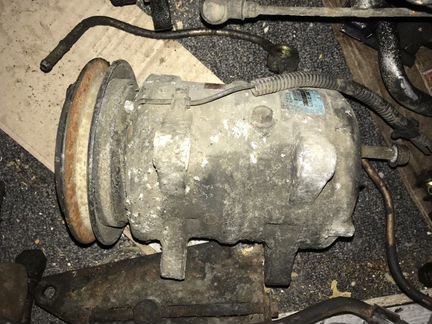 Isuzu elf компрессор кондиционера на 4be1 б.у