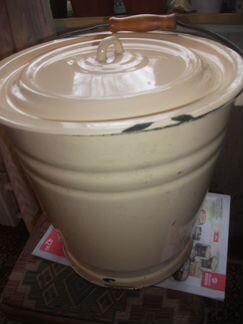 Вешалка.ведро.кастрюля СССР