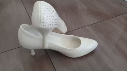 Туфли женские - 38 размер