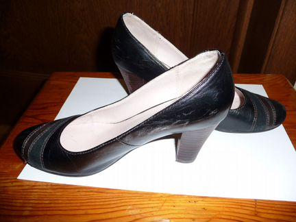 Туфли - лодочки раз. 35