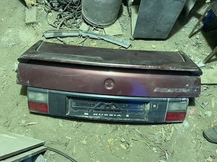 Крышка багажника Volkswagen Passat B3