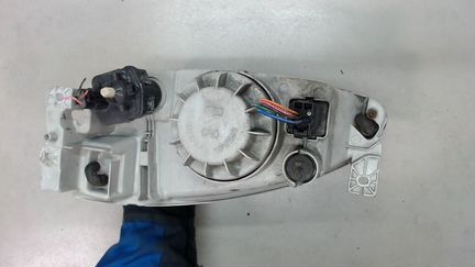 Фара (передняя) правая Hyundai Lantra, 2000