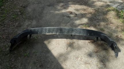 Бампер зад Kango с заглушкой целый парктр 77014781