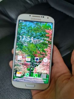 Телефон Samsung s4 white