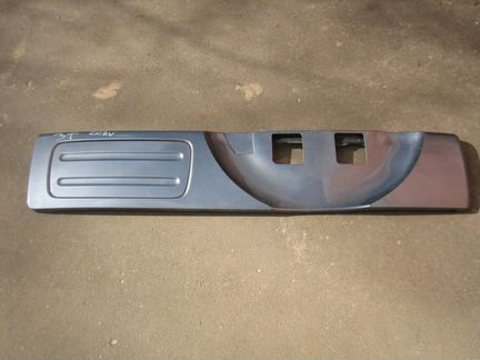 Накладка двери багажника хонда CR-V 2