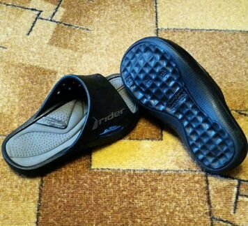 Шлепанцы и аквашузы р.27 для пляжа и бассейна