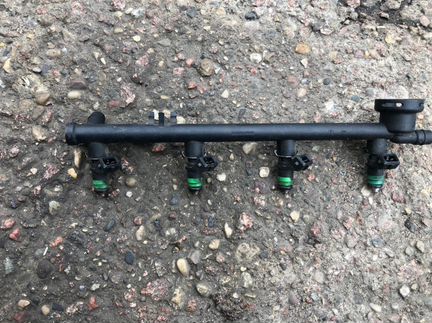 Форсунка двс Рено Меган 2,0 б 4019A12140