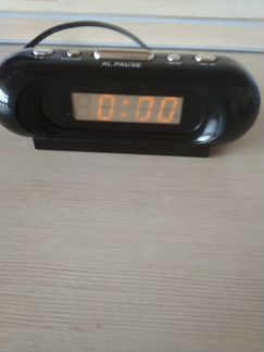 Электронные настольные часы VST с будильником