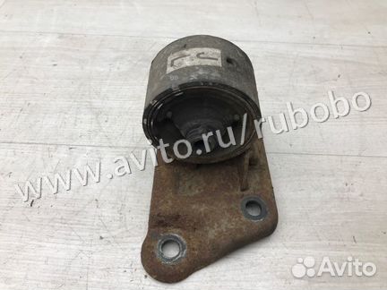 Опора двигателя левая Mitsubishi Lancer 9 4G18