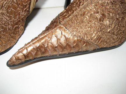 Новые демисезонные золотые сапоги, 40