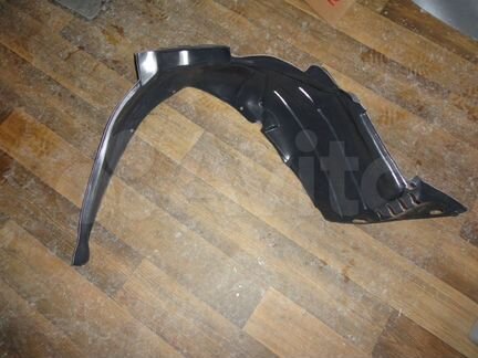 Подкрылок передний Honda Jazz Fit 2001-2007