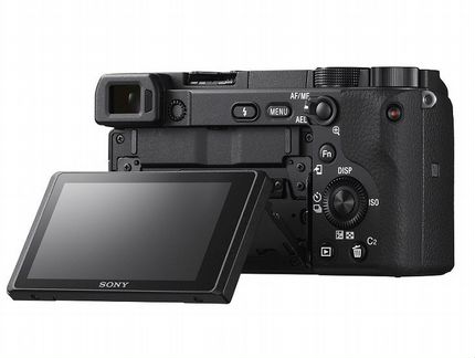 Sony Alpha A6400 kit 18-135mm новый в упаковке