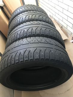 215/50/R17 Шины Bridgestone Ice Cruiser 7000 Б/У