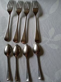 Набор ложек и вилок