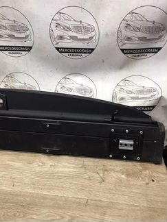 Шторка багажника Мерседес w211