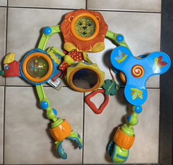 Игрушка на коляску дуга