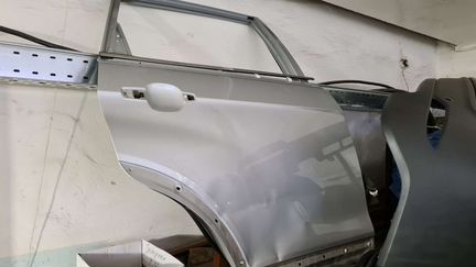 Дверь задняя правая Chevrolet Captiva c140