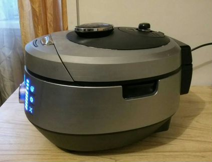 Мультиварка Bork U800